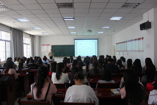 学院邀请中石油阳光国际有限公司来我校举行宣讲招聘会