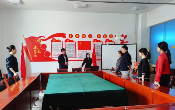 副校长刘畅深入必赢565net官网看望慰问疫情防控 一线工作人员